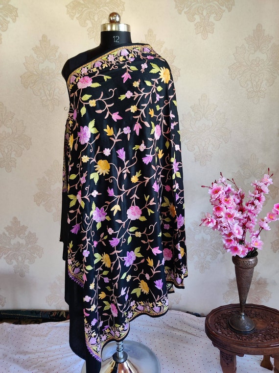 Kashmiri shawl price deals