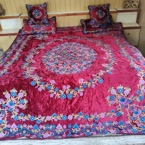 Kashmiri Embroidery Bed Cover, Indian Embroidered Bed Cover, Velvet Luxury Bedsheet, King Size Bed Sheet, Ethnic Bed Cover, Oriental Bed