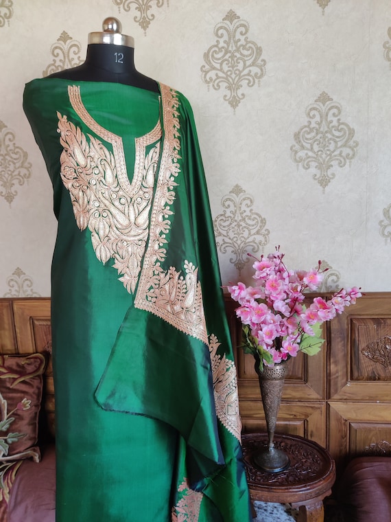 Velvet embroidered suit – Saffronfashionindia