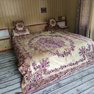 Kashmiri Embroidery Bed Cover ,Crewel Embroidery Bed Cover, Velvet  luxurious Bedsheet , Chainstitch King Size Bed Sheet