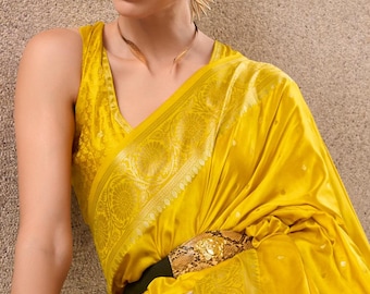 Trendy Yellow Saree in Crape Silk For Haldi outfit Wedding  Saree,Party Wear Saree,Yellow Sari Ready to wear blouse,silk saree
