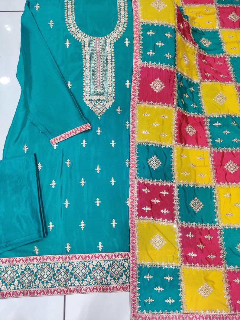 Blue Suit,Salwar Readymade, Pakistani Dress, Palazzo Suit, Sharara Suit, Pakistani Dresses,Anarkali Dress, Pakistani Party Wear, Pakistani Suits, 
Kurti palazzo Set, Punjabi Suit,purple,lavender,suit