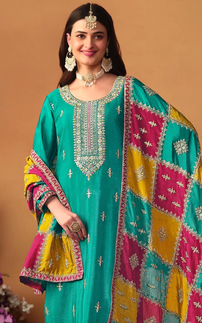 Blue Suit,Salwar Readymade, Pakistani Dress, Palazzo Suit, Sharara Suit, Pakistani Dresses,Anarkali Dress, Pakistani Party Wear, Pakistani Suits, 
Kurti palazzo Set, Punjabi Suit,purple,lavender,suit