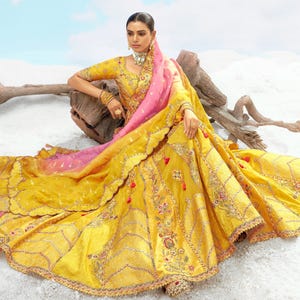 Haldi Gelb Lehenga Choli für Frauen oder Mädchen Partykleidung, Hochzeitskleidung, Lengha Choli, indische Hochzeit, Outfit, Gelber Lehenga,