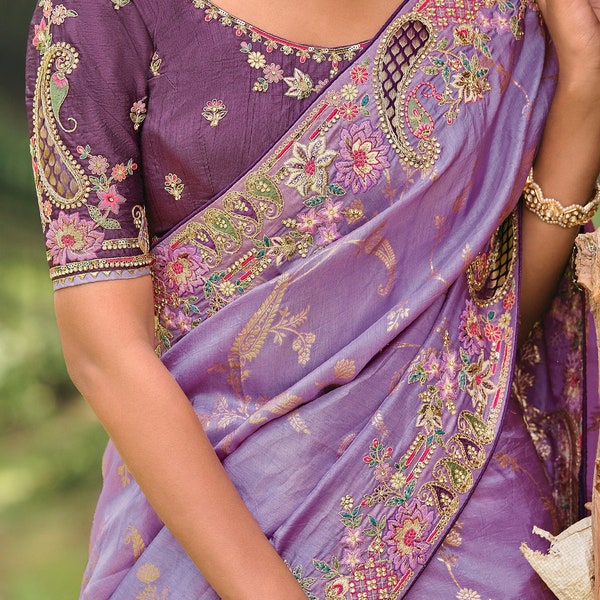 Women's Satin Silk Lavender Printed Designer Saree With Blouse Piece