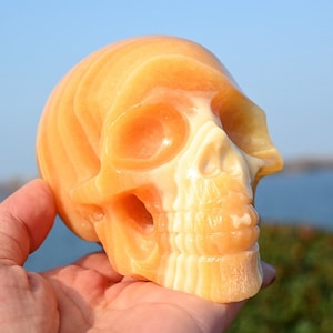 4&#39;&#39; Natural Hand carved Geodes stone Skull，Quartz crystal skull，Crystal skull，Home Decor，Skull carved，Skull Rock，Reiki healing