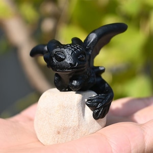 2.2&#39;&#39; Natural Hand carved Obsidian dragon statue，Quartz crystal，Crystal dragon，Dragon figurine，Crystal gift，Home decor，Crystal healing