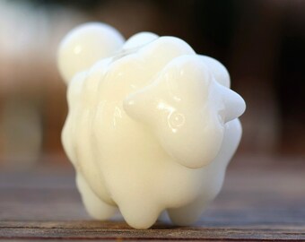 2.3''天然彫刻の白翡翠羊、水晶彫刻の羊、羊の置物、水晶ギフト、水晶