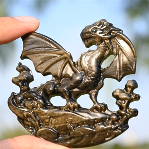 2.8&#39;&#39; Natural Golden Obsidian Dragon，Crystal Dragon carvd，Dragon figurine，Crystal gift，Home decor，Crystal pendant，Reiki healing
