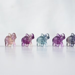 Natural Hand carved Mini Fluorite Elephant，crystal decor，quartz crystal，Crystal gift，Crystal Elephant，Crystal ornament，Crystal healing
