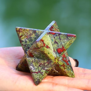 3.2&#39;&#39; Natural Dragon blood Merkaba，Crystal Merkaba carving，Crystal Geometry，Concentration memory energetic，Crystal Energy，Crystal gift