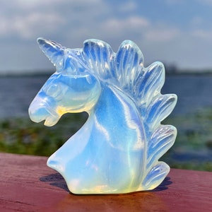 2&#39;&#39; Natural Hand Opalite Unicorn ，Carved unicorn，Unicorn figurine，Unicorn statue，Crystal gift，Crystal Unicorn ，Home decor，Riki healing