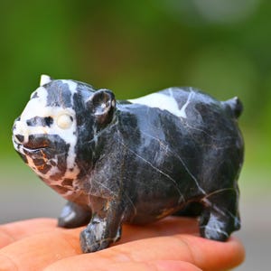 2.7&#39;&#39; Natural Zebra stone pig，Quartz crystal，Crystal pig carving，Pig figurine，Crystal gift，Home decor，Reiki Healing Figurine