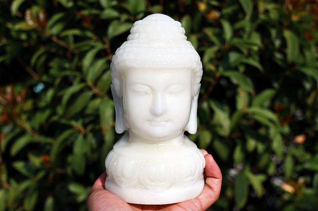 4.62LB 天然手彫り白翡翠仏像、水晶仏頭、仏頭置物、水晶装飾品、水晶
