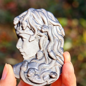 3.2&#39;&#39; Natural Silver obsidian Medusa，Quartz crystal Medusa，Medusa carving，Home Decoration，Crystal gift，Crystal ornament，Reiki healing
