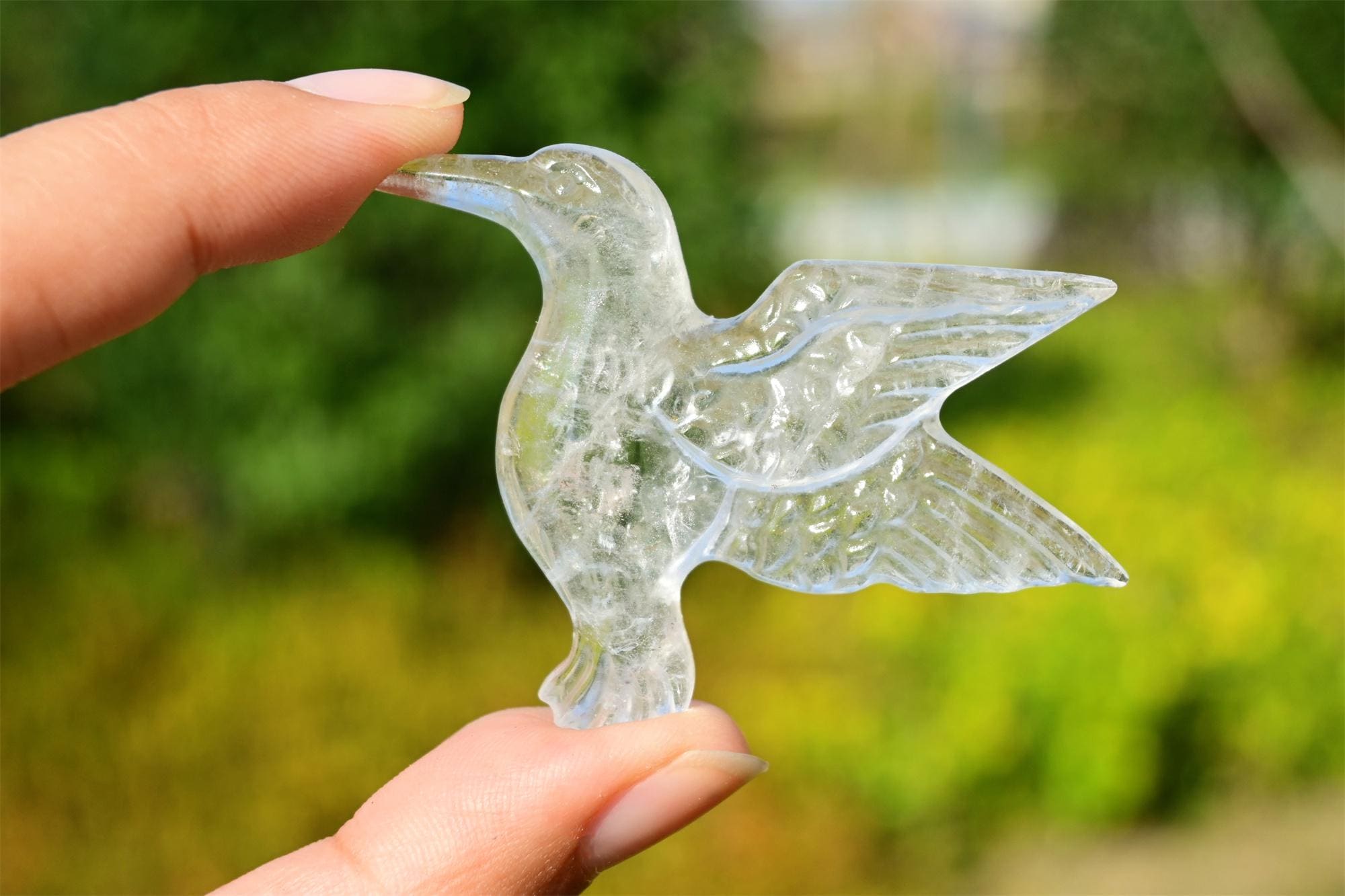 1.6'' 天然クリアクォーツハチドリ彫刻、クリスタルバード装飾