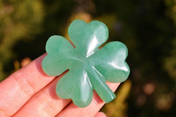 1.8'' 天然手彫りアベンチュリン四つ葉のクローバー、クリスタルリーフ