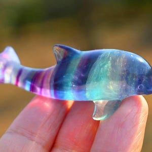 2.6&#39;&#39; Natural Fluorite dolphin，Crystal dolphin，Crystal decor，Crystal gift，Dolphin figurine，Crystal ornament，Home decor，Reiki healing