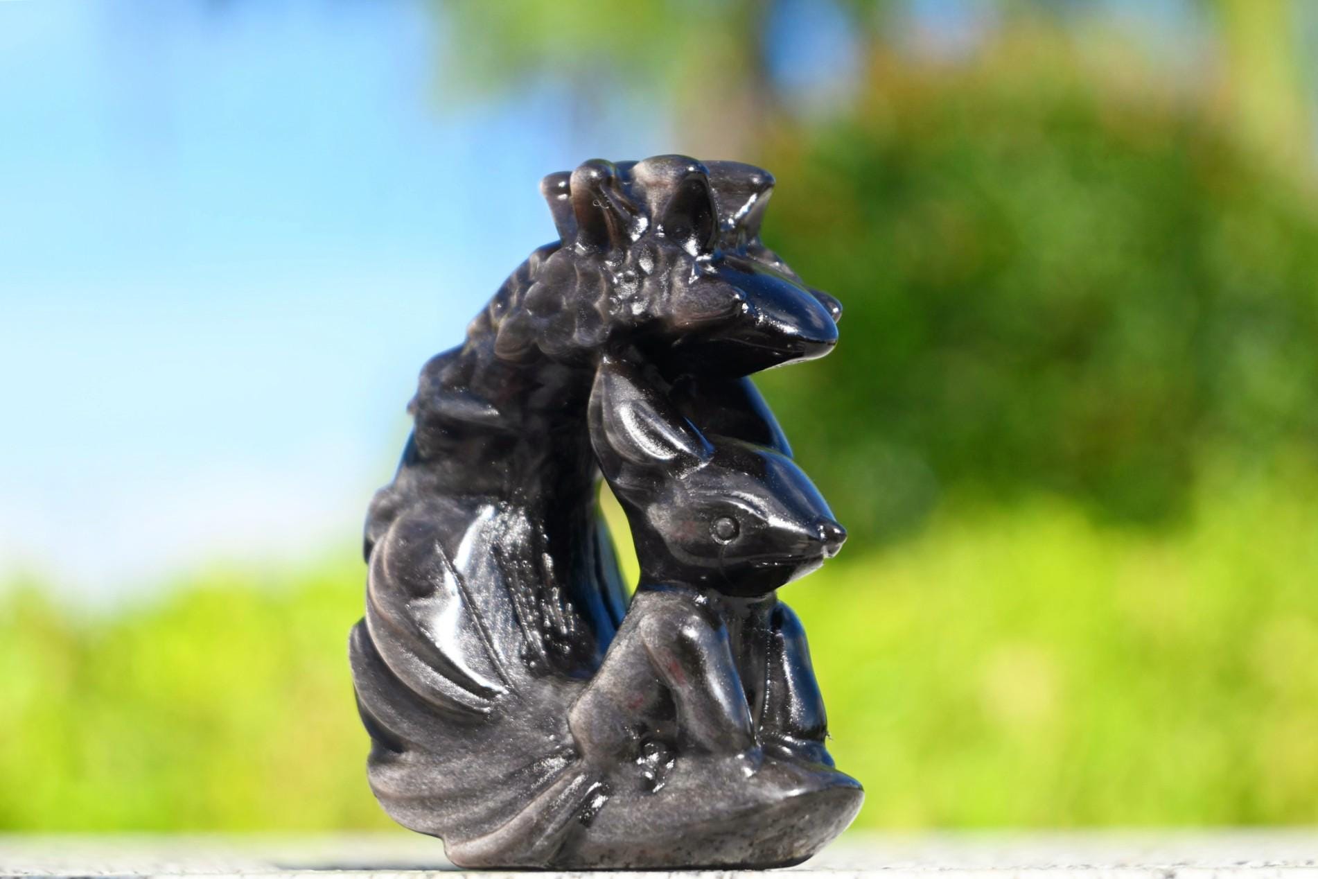 2.2'' 天然シルバーオブシディアン九尾狐、水晶フォックス彫刻