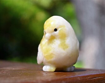 2.4インチ天然翡翠鳥の飾り、クリスタル鳥の彫刻、クリスタル鳥の装飾