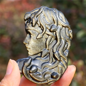 3.2&#39;&#39; Natural Gold obsidian Medusa，Quartz crystal Medusa，Medusa carving，Home Decoration，Crystal gift，Crystal ornament，Reiki healing