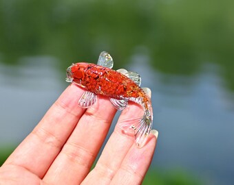 2.4インチ樹脂金魚、天然クリスタル原石、金魚彫刻、金魚置物、ホーム