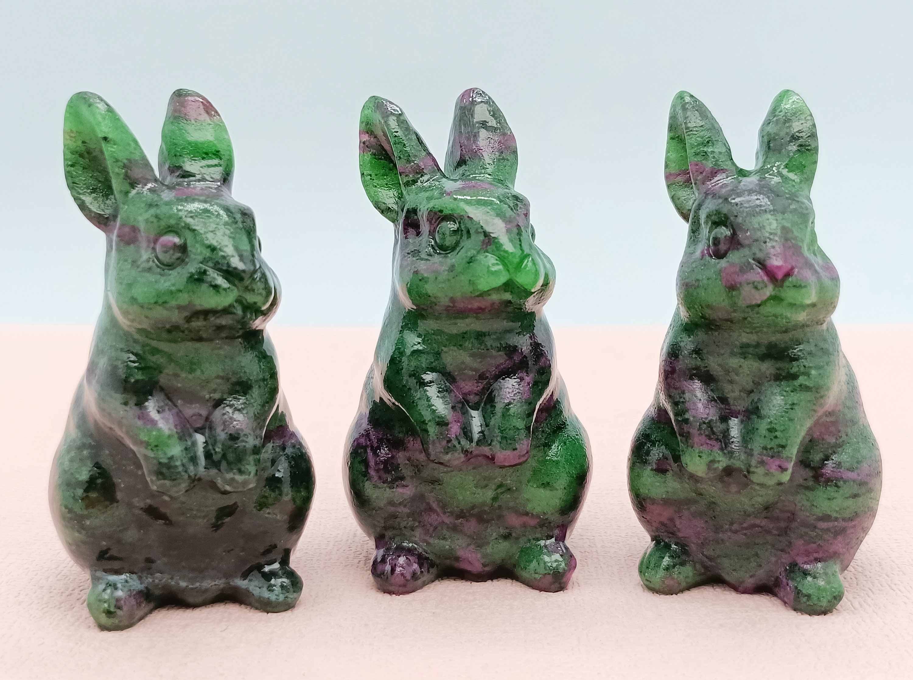 2.3'' 天然手彫りゾイサイトウサギ、水晶、クリスタルギフト
