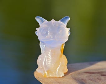 2.4'' Natural Crystal Toothless Carving，crystal Toothless Decor