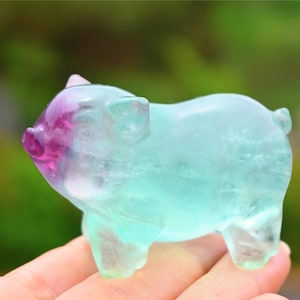 2.2&#39;&#39; Natural Fluorite Pig，Crystal Pig carved，Pig figurine，Halloween gift，Home decor，Crystal ornament，Reiki healing