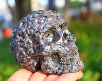 3.5'' Natural Yooperlite skull carved，Quartz crystal skull，Skull collection，Crystal ornament，Crystal Gift，Reiki healing