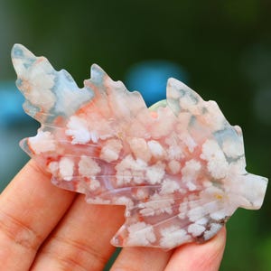 3&#39;&#39; Natural Sakura agate leaf carving，Crystal Maple leaf，Leaf decor，Crystal gift，Leaf ornament，Home decor，Crystal pendant，Crystal healing