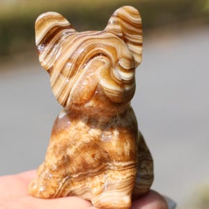 2&#39;&#39; Natural Calcite French Bulldog，Crystal French Bulldog, Dog carving, Dog figurine，Crystal gift，Crystal dog，Healing Figurine
