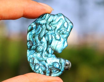 2'' Natural Labradorite Medusa，Crystal Medusa carving，Medusa figurine，Crystal pendant，Home decor，Crystal gift