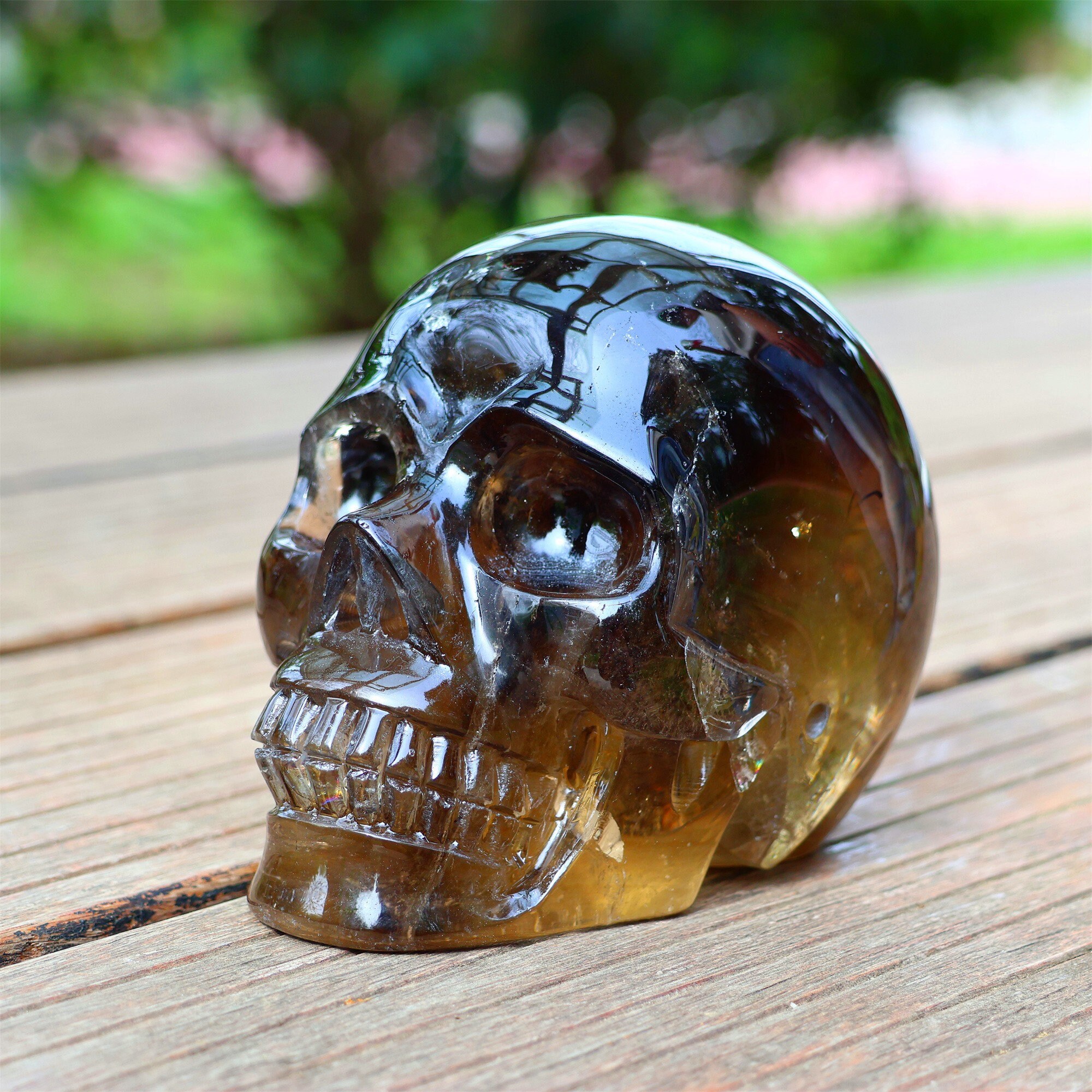 1.53kg 天然スモーキークォーツ スカル装飾、クリスタルスカル