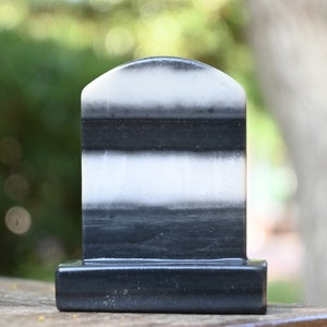 2.6&#39;&#39; Natural carved Tai Chi StoneTai Chi Stone Tombstone，Halloween gift，Quartz crystal Gravestone，Tombstone statue，Crystal healing