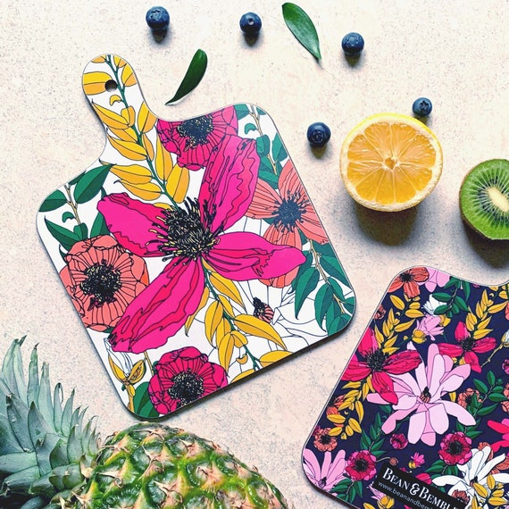 Small cheese board, Cheese lover gift, Gin lover gift, Campervan kitchen stuff, Glamping accessories, Foodie gift ideas, Lemon cutting board