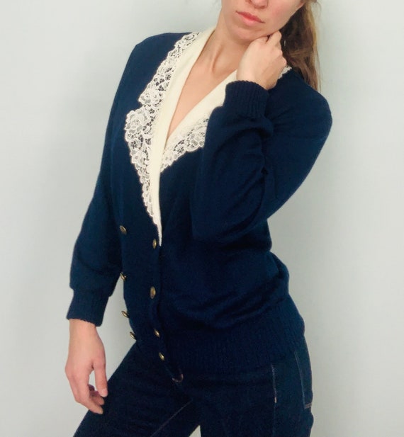 1980’s - 1990’s navy knitted sweater