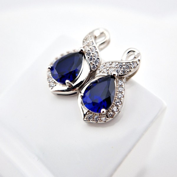 Royal Blue Sapphire Earrings, Blau Saphir Ohrringe, Ohrstecker mit Saphir Edelstein, silver earrings with blue gemstone, something blue ring
