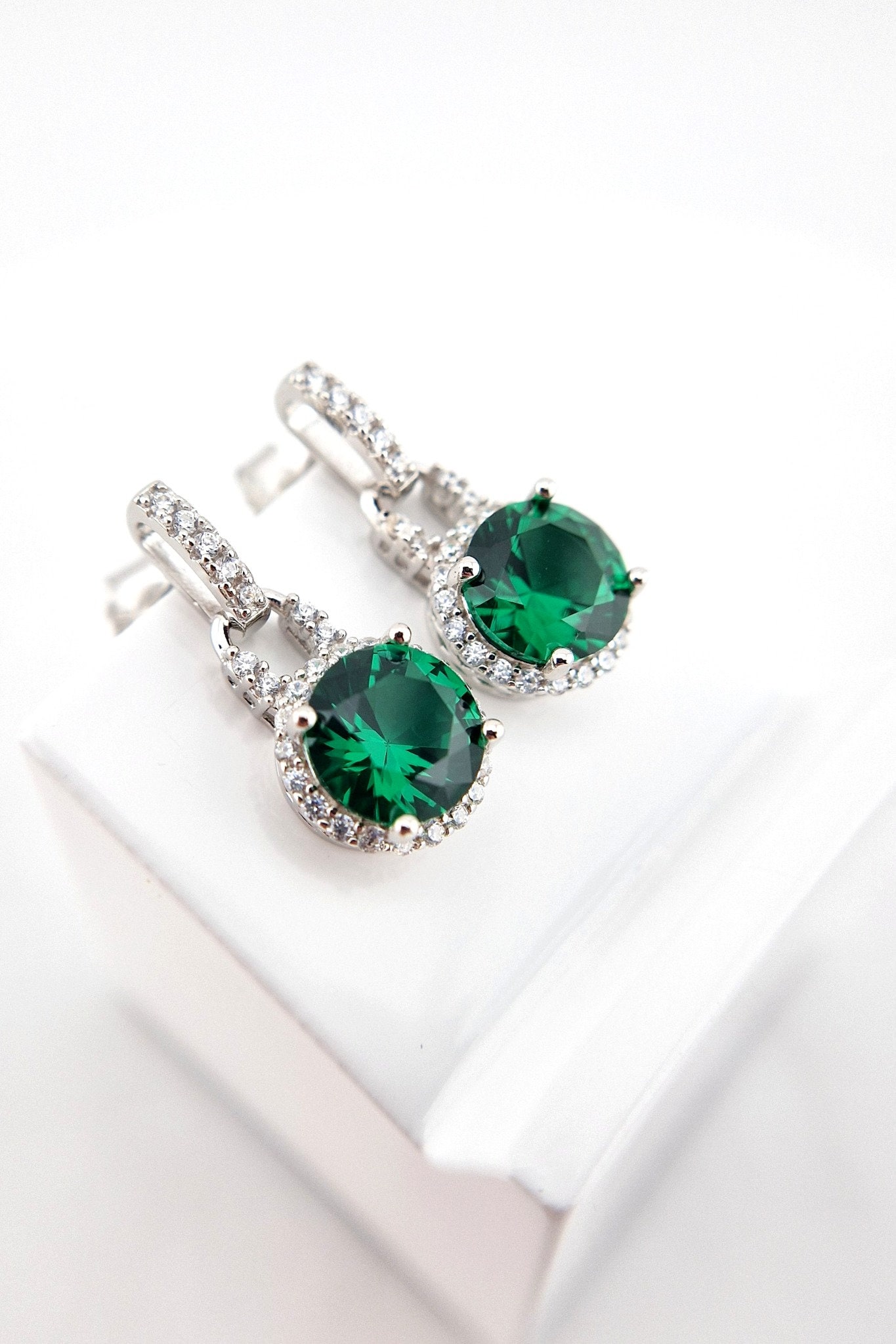 Smaragd earrings deals