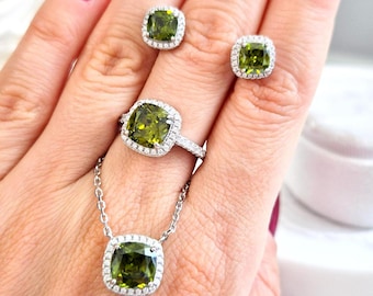 Peridot Jewelry Set, Silver jewellery set with green Peridot gemstones in cz halo, rhodium plated - ring, necklace, earrings