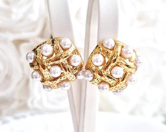 Golden Stud Earrings, stainless steel earrings gold-plated with tiny white pearls, golsen earrings, statement earrings, gold-plated earrings