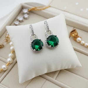 Emerald Earrings, Smaragd Ohrringe, silver jewelry stud earrings, Silber Edelstein Ohrringe, Gemstone Earrings, grüne Smaragd Ohrstecker