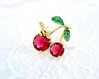 Cherry Brooch, Brosche Kirsche, gold Brooch, Broach, red brooch, broche, elegant brooch, red floral brooch, Goldene Brosche, Broche doree