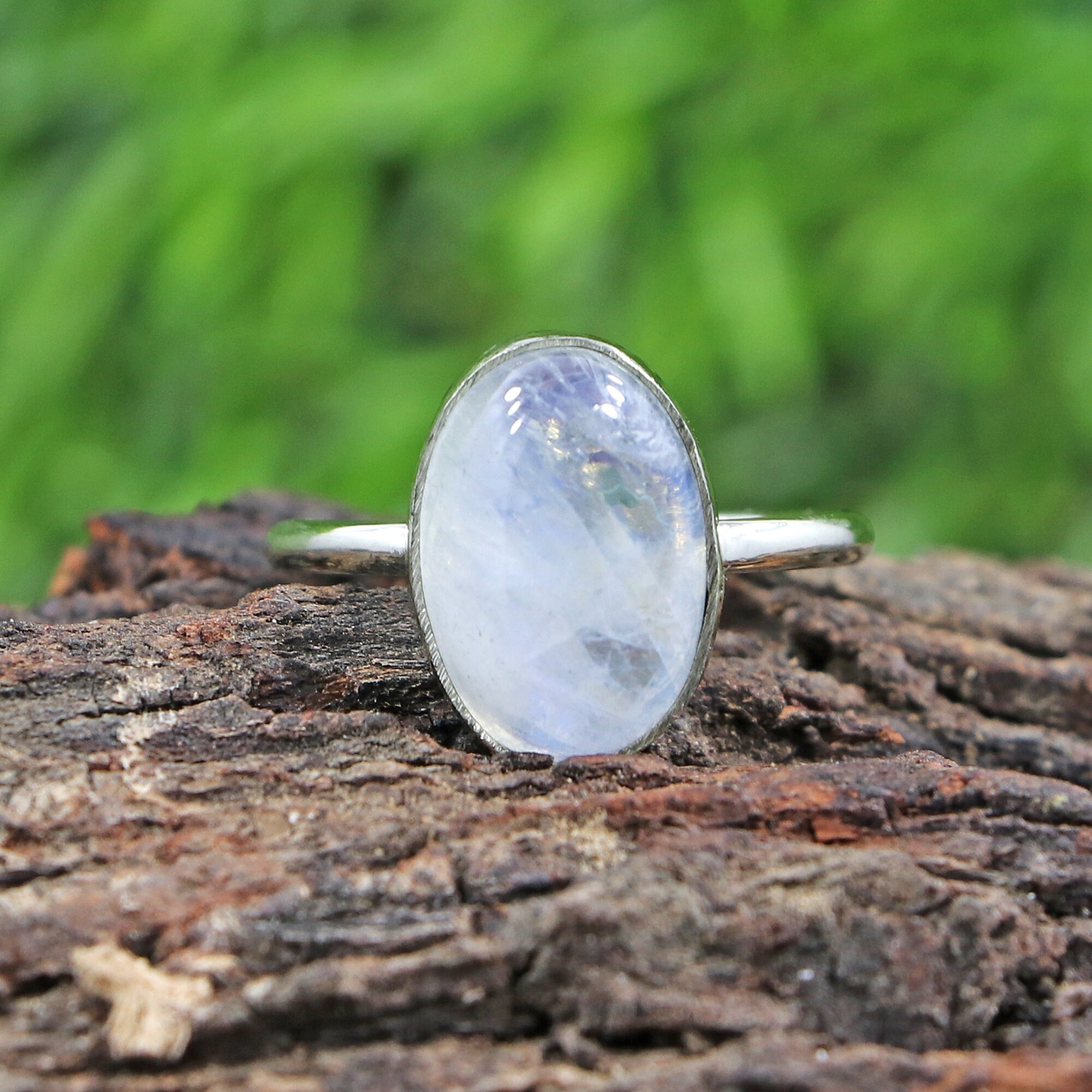 Details about   Round Blue Fire Rainbow Moonstone Gemstone 925 Sterling Silver Designer Ring