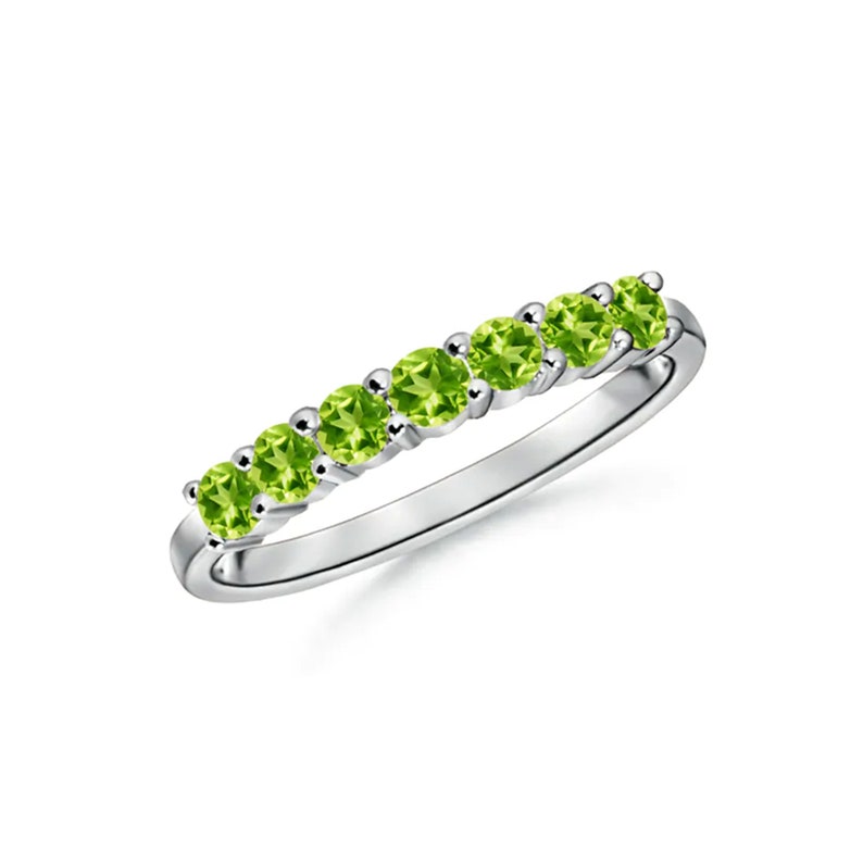 Half Eternity Seven Stone Peridot Wedding Band-925 Sterling Silver Ring-Gemstone Ring-Peridot ring-handmade ring-Natural Peridot-for Gift