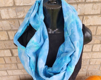 Aquarelle bleue Hidden Pocket Infinity Scarf, Écharpe en flanelle, Cadeau d’enseignant, Echarpe d’hiver, Echarpe confortable, Echarpe de butinage, Cadeaux pour randonneurs