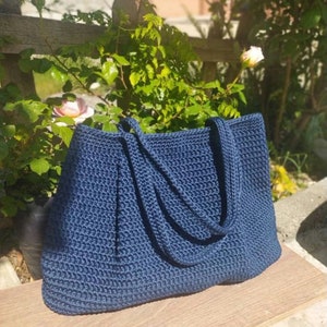 Handgemachte Abendtasche