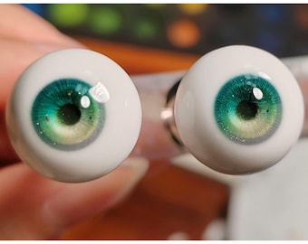 Realistic Resin BJD Doll Eyes: Custom 10mm-22mm Safety Eyes