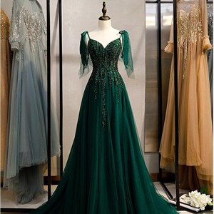 Dark green flowy dress sale