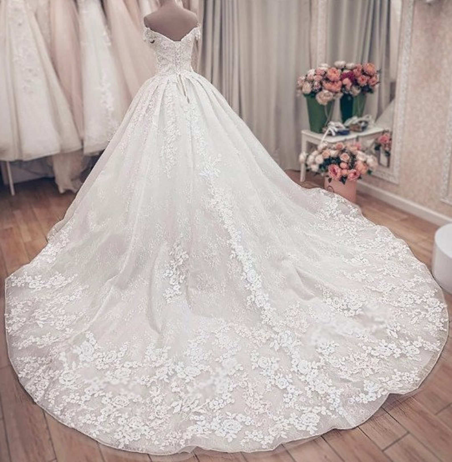 Princess Style Lace Wedding Dress Ball Gown Beach Bride - Etsy